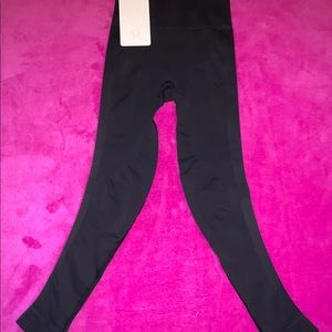 Lululemon Zone in Crop Pants